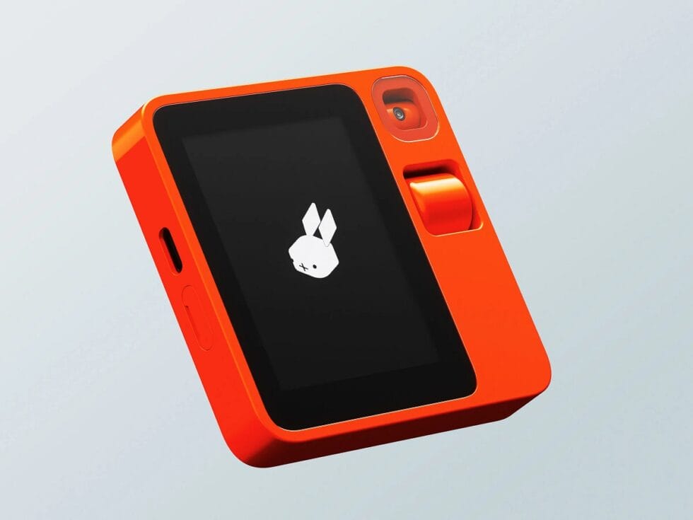 El Rabbit R1 se vende bien, pero sigue sin convencer - ComunicaGenia